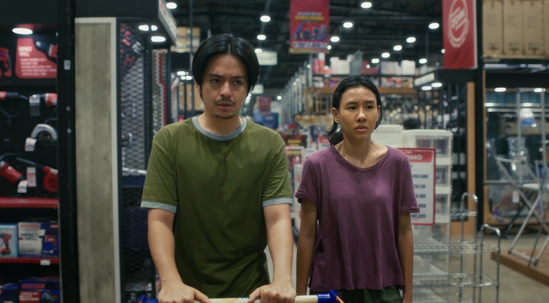 Mommies Daily – 7 Pesan Film Dopamin: Angga Yunanda & Shenina Cinnamon Hadapi Godaan Uang Miliaran